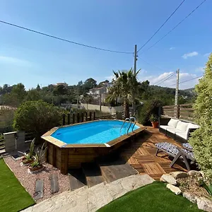 Сasa de vacaciones Amazing Close To Sitges, Jacuzzi, Swimming Pool & Exellent Views Olivella