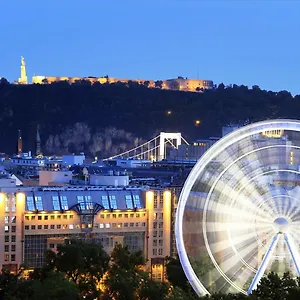 5* Hotell Kempinski Corvinus